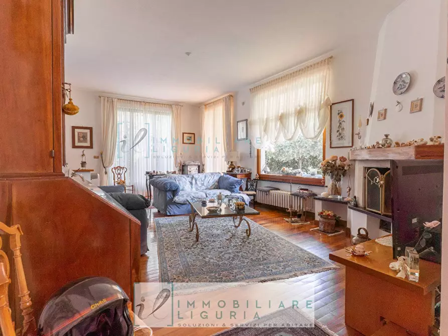 Immagine 9 di Villa in vendita  in via crociata a Cisano Sul Neva