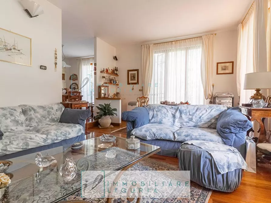 Immagine 10 di Villa in vendita  in via crociata a Cisano Sul Neva