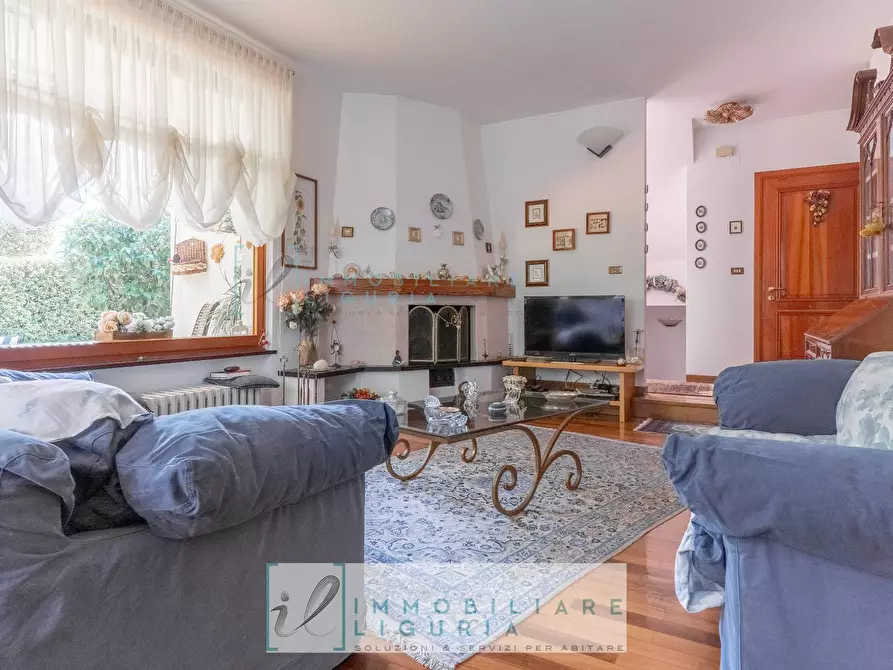 Immagine 11 di Villa in vendita  in via crociata a Cisano Sul Neva