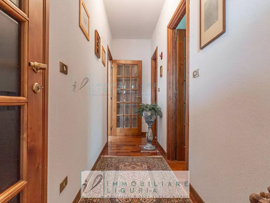 Immagine 33 di Villa in vendita  in via crociata a Cisano Sul Neva