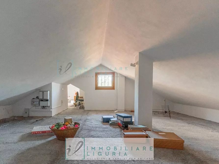 Immagine 35 di Villa in vendita  in via crociata a Cisano Sul Neva