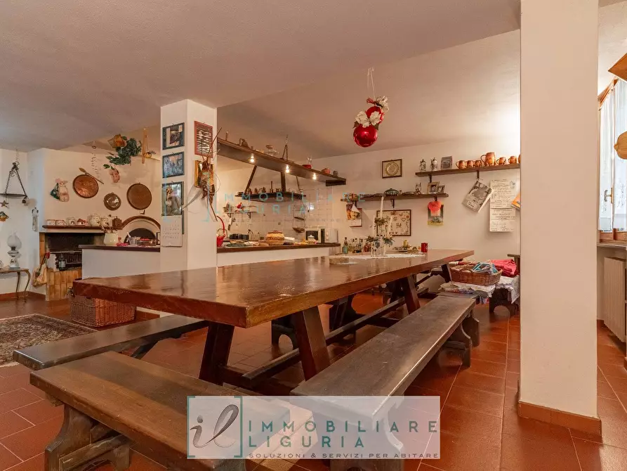 Immagine 38 di Villa in vendita  in via crociata a Cisano Sul Neva