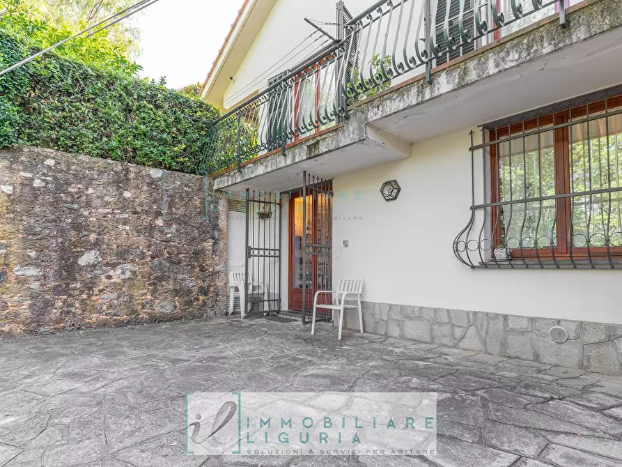 Immagine 42 di Villa in vendita  in via crociata a Cisano Sul Neva