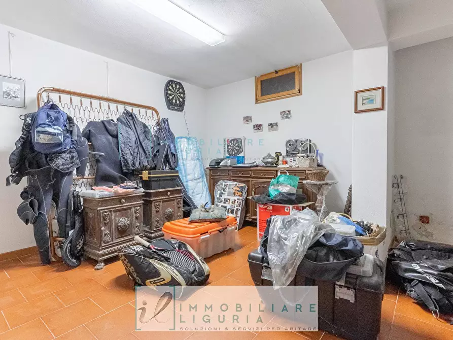 Immagine 45 di Villa in vendita  in via crociata a Cisano Sul Neva