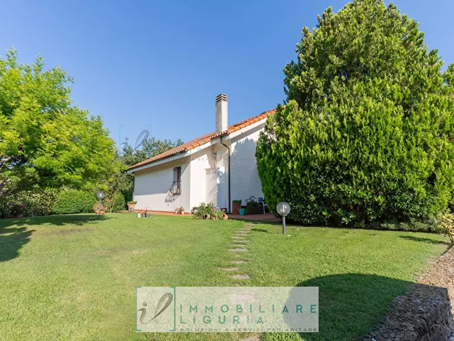 Immagine 50 di Villa in vendita  in via crociata a Cisano Sul Neva