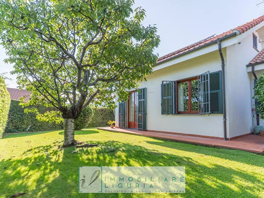 Immagine 61 di Villa in vendita  in via crociata a Cisano Sul Neva