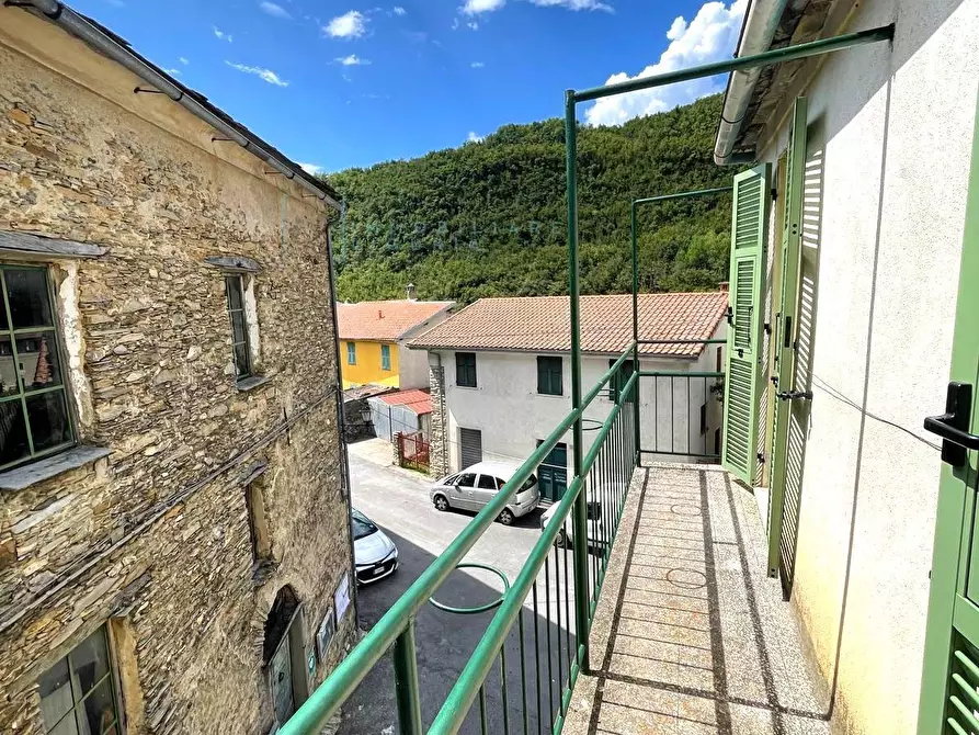 Immagine 2 di Rustico / casale in vendita  in Piazza Vittorio Emanuele a Borghetto D'arroscia