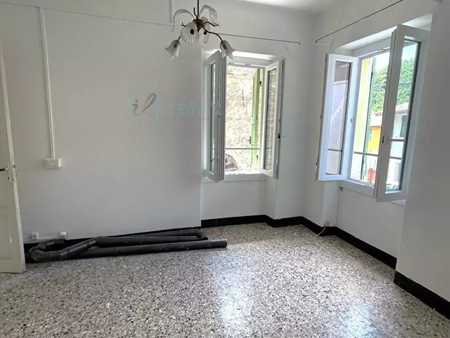 Immagine 5 di Rustico / casale in vendita  in Piazza Vittorio Emanuele a Borghetto D'arroscia