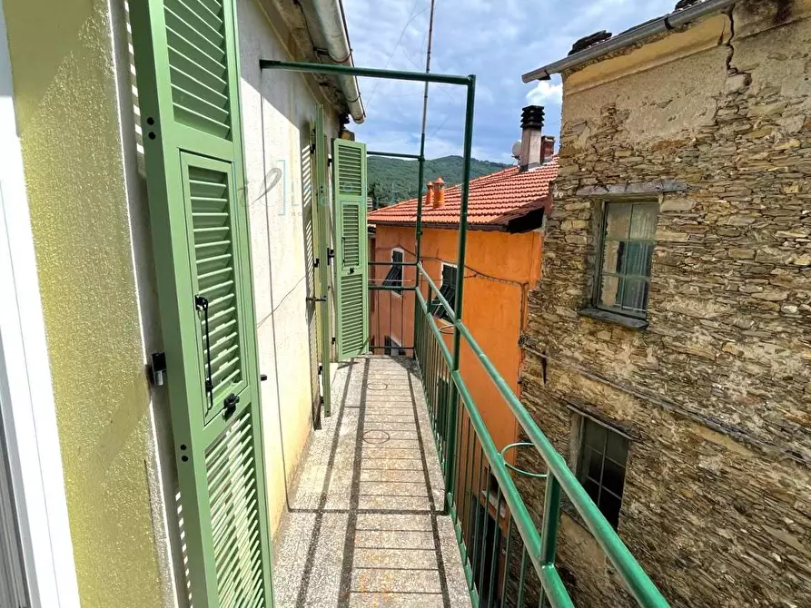 Immagine 24 di Rustico / casale in vendita  in Piazza Vittorio Emanuele a Borghetto D'arroscia