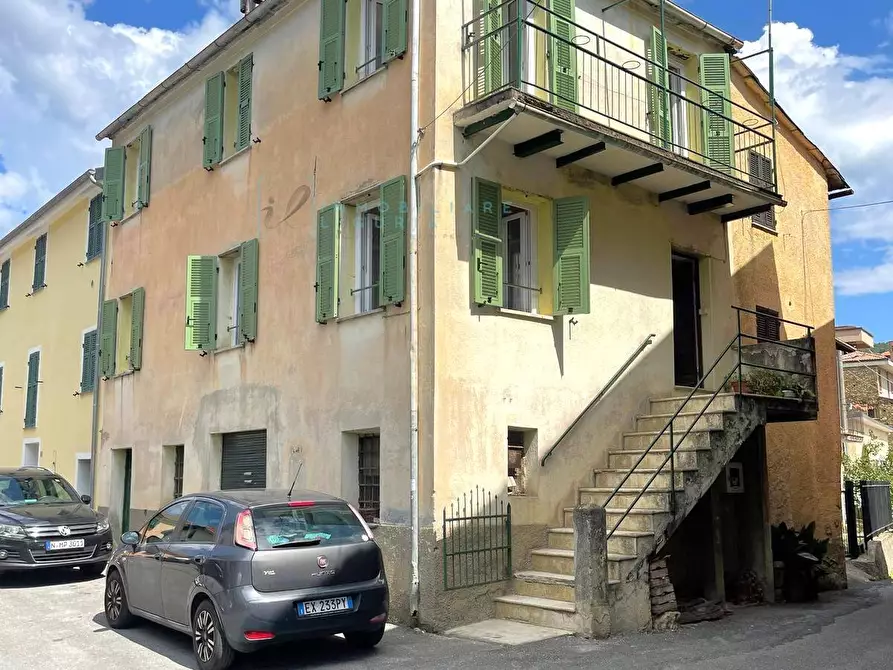 Immagine 1 di Rustico / casale in vendita  in Piazza Vittorio Emanuele a Borghetto D'arroscia