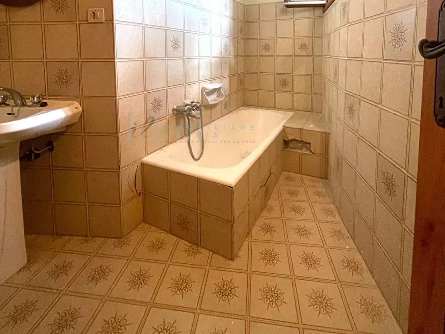 Immagine 23 di Casa indipendente in vendita  in Via San Bernardo a Mendatica