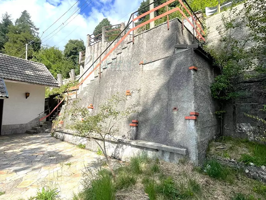 Immagine 29 di Casa indipendente in vendita  in Via San Bernardo a Mendatica