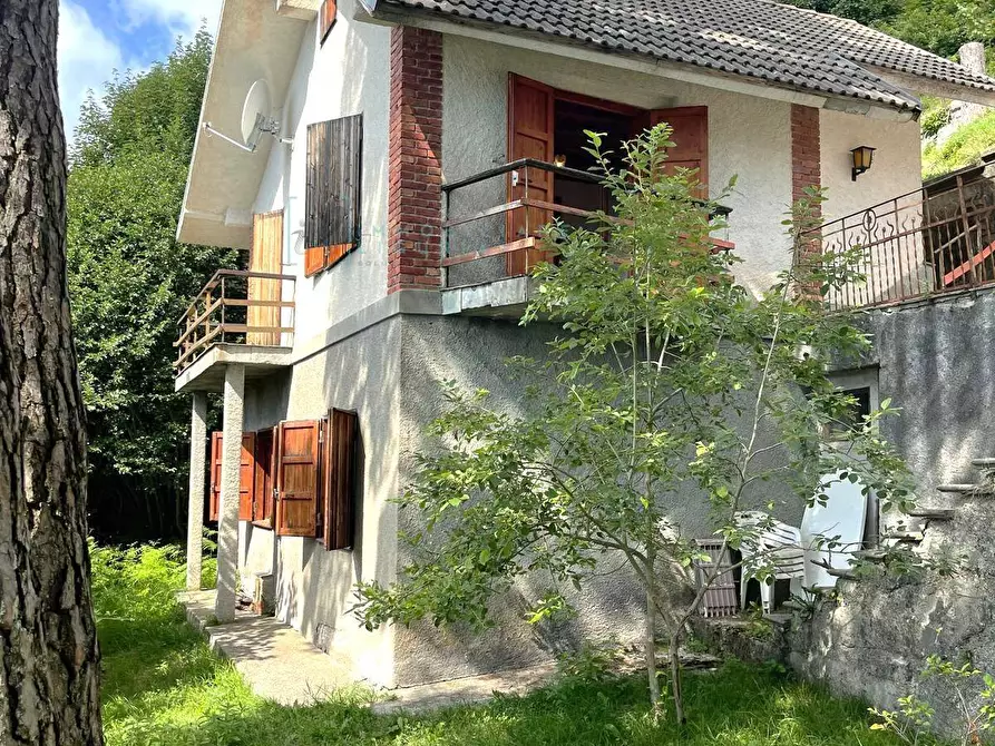 Immagine 2 di Casa indipendente in vendita  in Via San Bernardo a Mendatica