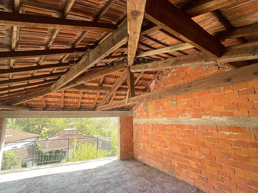 Immagine 6 di Locale commerciale in vendita  in Via Gavenola a Borghetto D'arroscia