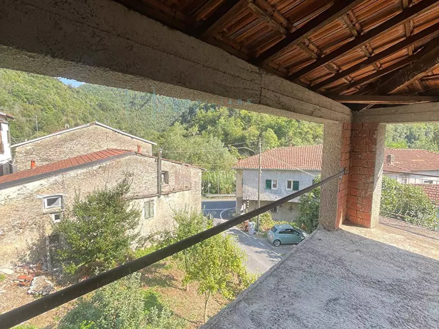 Immagine 7 di Locale commerciale in vendita  in Via Gavenola a Borghetto D'arroscia