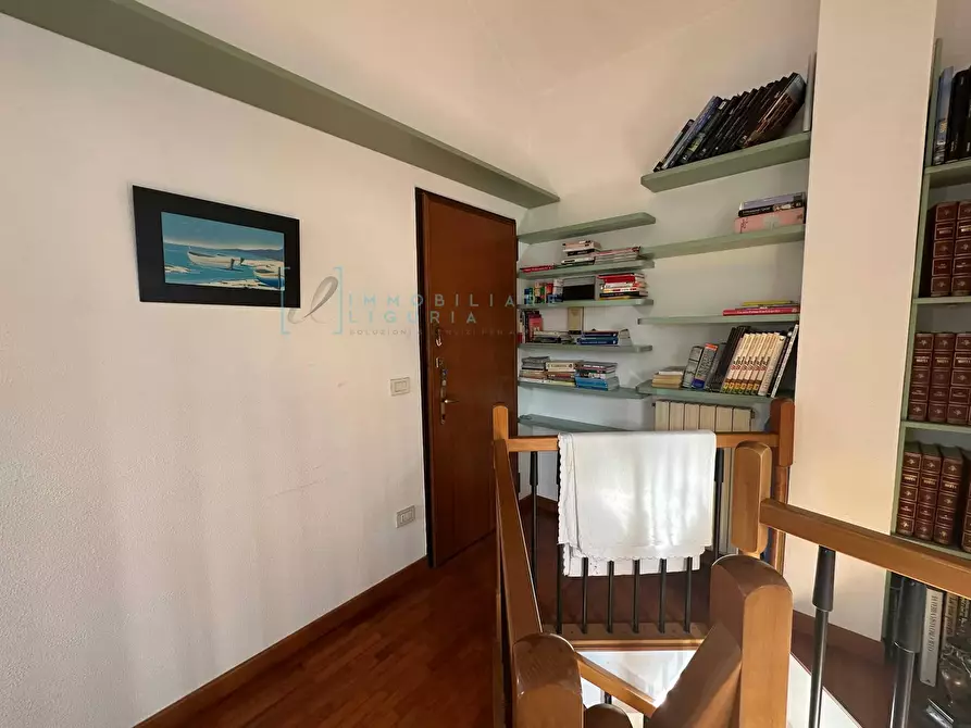 Immagine 26 di Appartamento in vendita  in Via Nino Bixio a Albenga