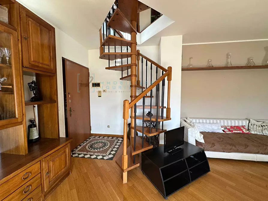 Immagine 25 di Appartamento in vendita  in Via Nino Bixio a Albenga