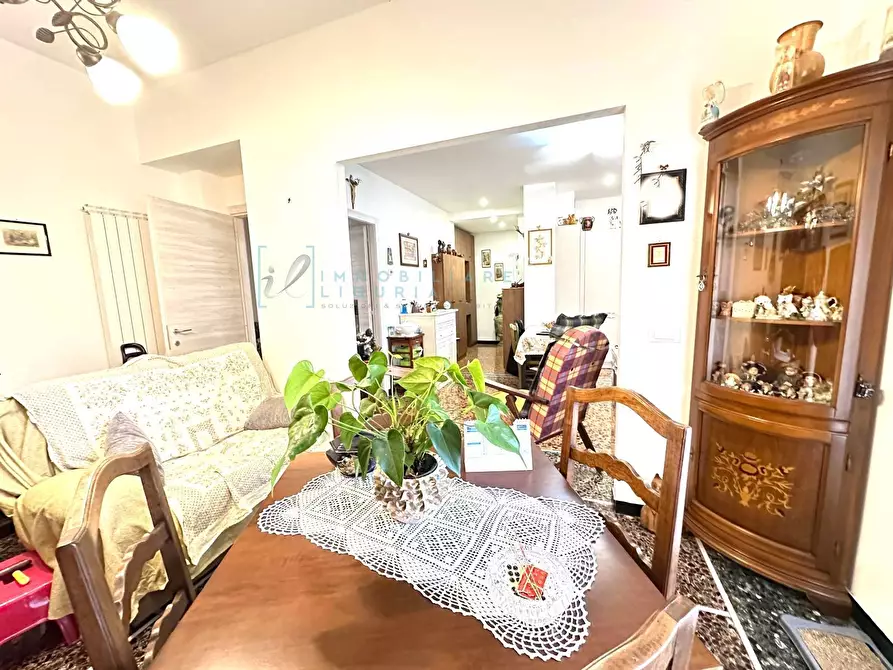 Immagine 2 di Appartamento in vendita  in Viale Pontelungo a Albenga