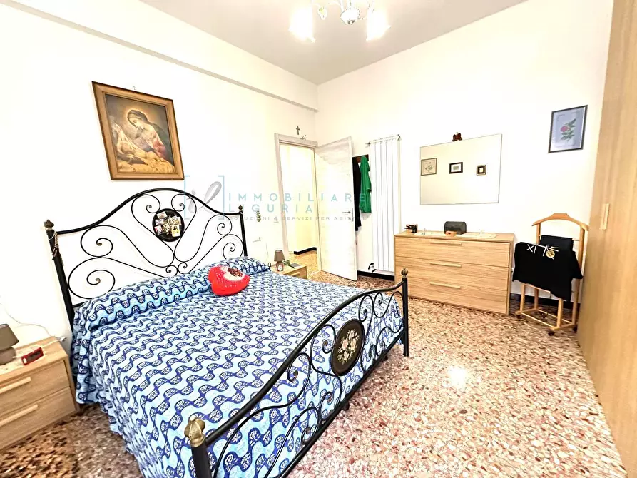 Immagine 15 di Appartamento in vendita  in Viale Pontelungo a Albenga