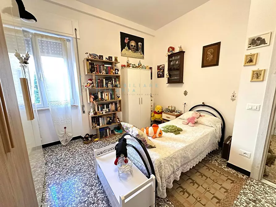 Immagine 18 di Appartamento in vendita  in Viale Pontelungo a Albenga