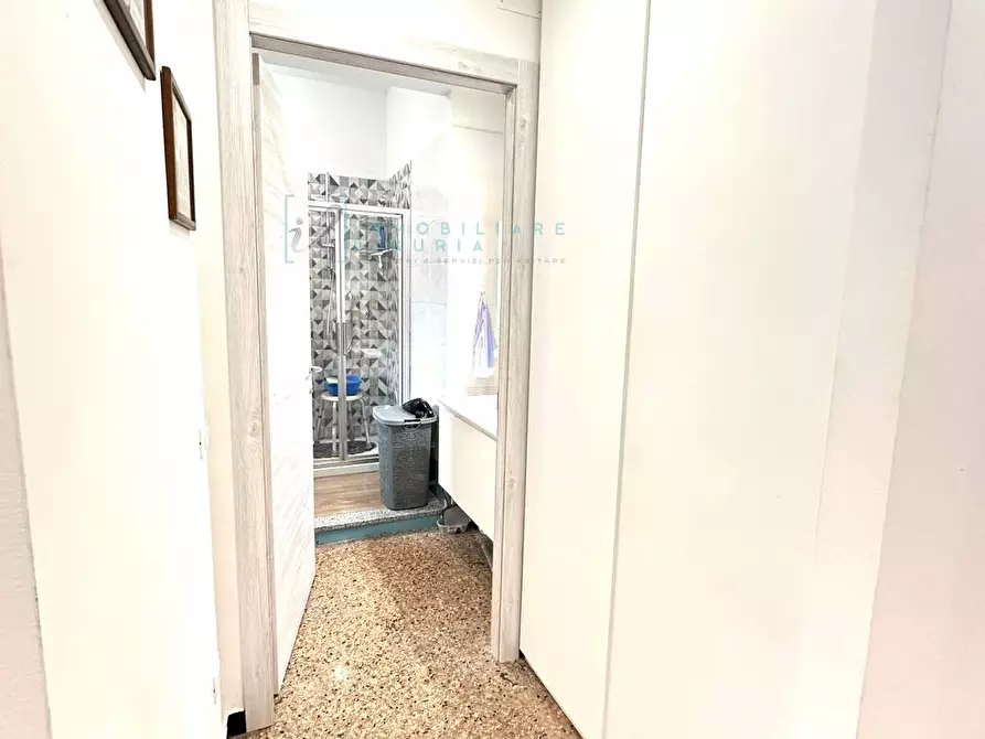 Immagine 20 di Appartamento in vendita  in Viale Pontelungo a Albenga