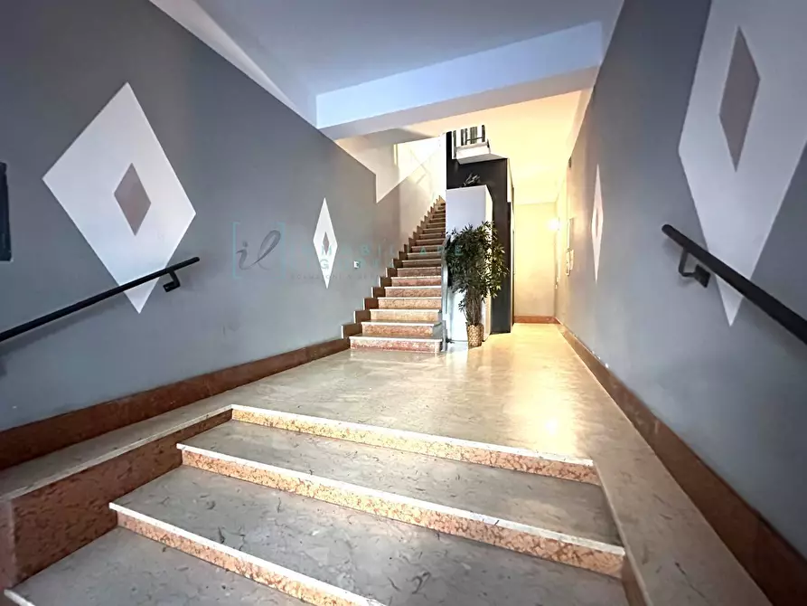 Immagine 26 di Appartamento in vendita  in Viale Pontelungo a Albenga