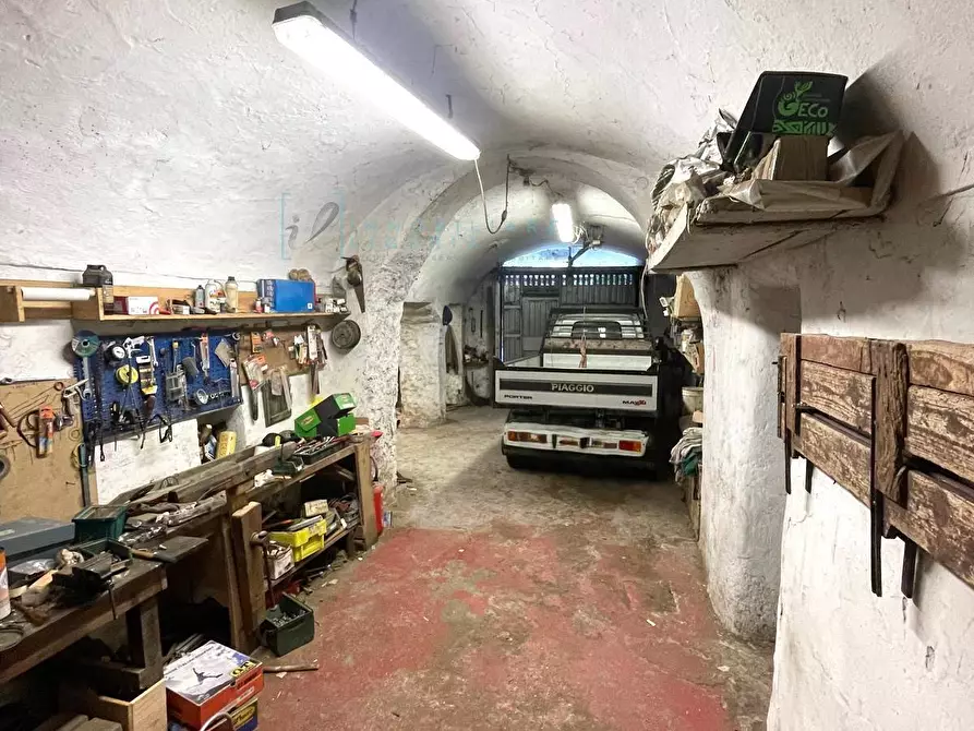 Immagine 40 di Rustico / casale in vendita  in Via Mazzini a Pieve Di Teco