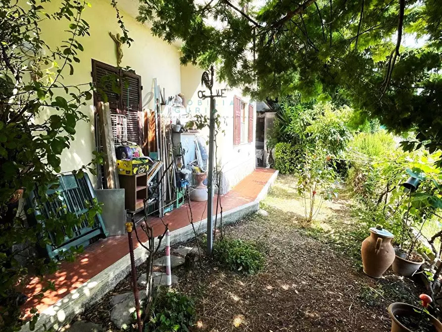 Immagine 2 di Appartamento in vendita  in Via per Aquila a Aquila D'arroscia