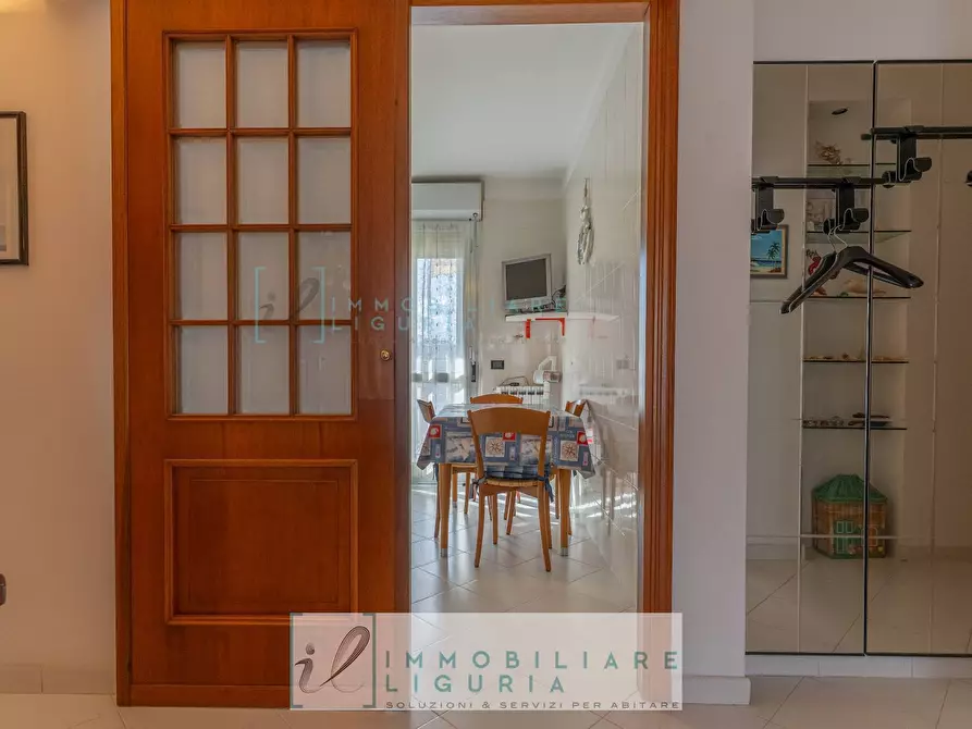 Immagine 6 di Appartamento in vendita  in Via Bologna a Albenga