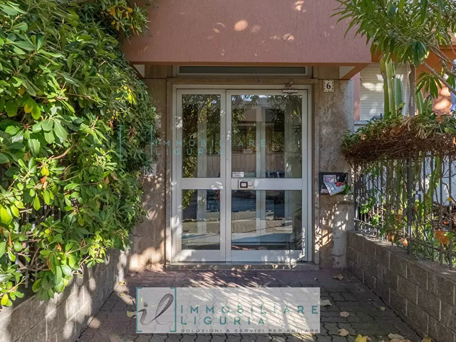 Immagine 36 di Appartamento in vendita  in Via Bologna a Albenga