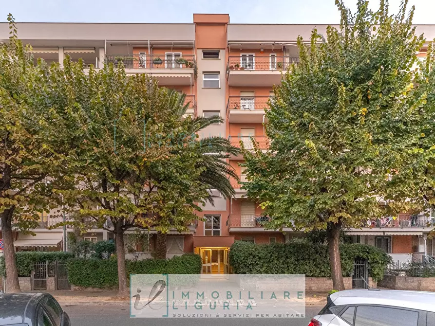 Immagine 38 di Appartamento in vendita  in Via Bologna a Albenga