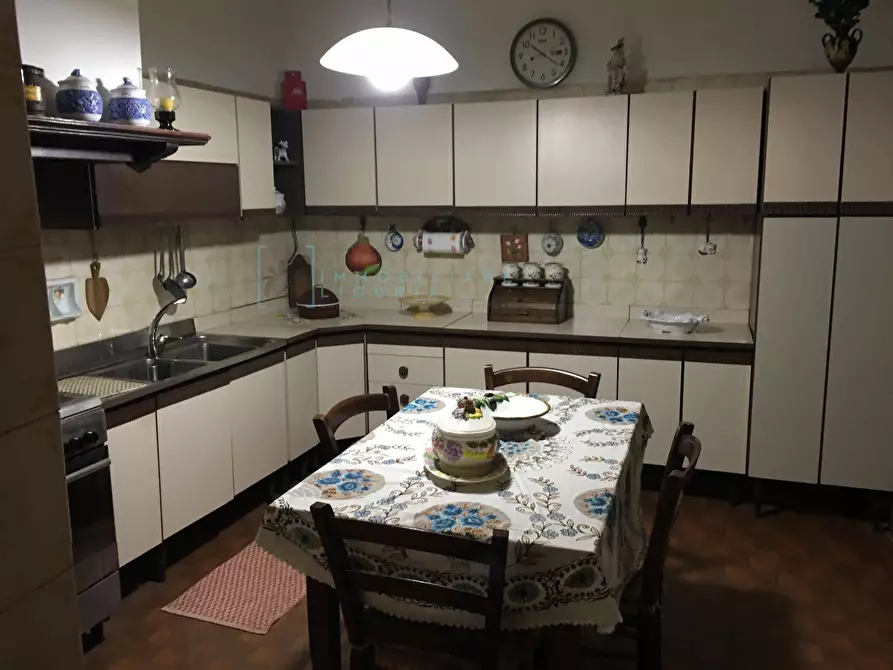 Immagine 5 di Rustico / casale in vendita  in Via Piemonte a Erli