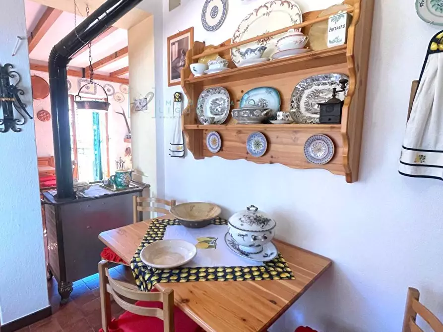 Immagine 18 di Appartamento in vendita  a Pieve Di Teco