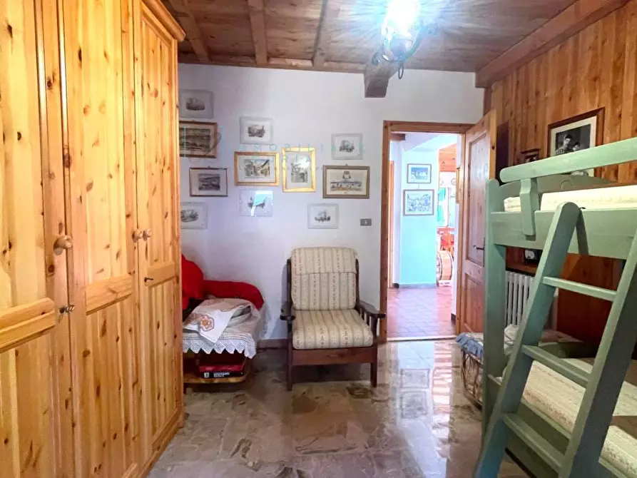 Immagine 24 di Appartamento in vendita  a Pieve Di Teco