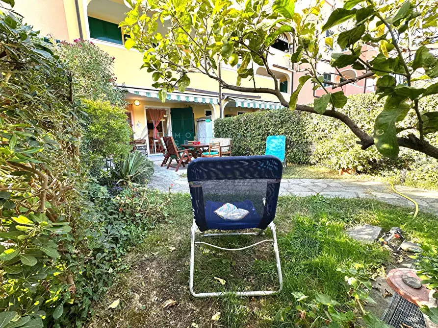 Immagine 4 di Appartamento in vendita  in Via Cav. F. Perseghini a Albenga