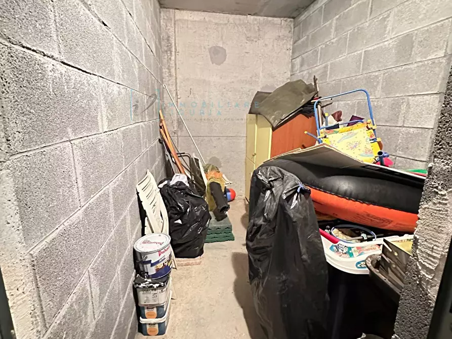 Immagine 35 di Appartamento in vendita  in Via Cav. F. Perseghini a Albenga