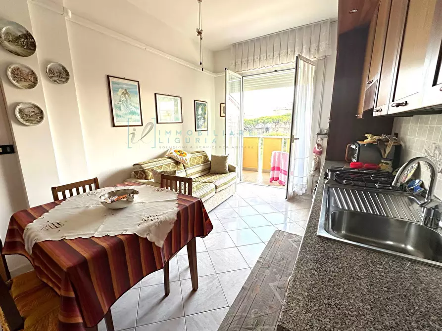 Immagine 6 di Appartamento in vendita  in Strada Vicinale del Molino a Albenga