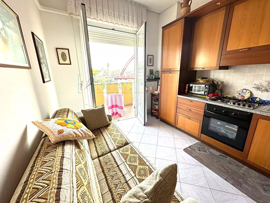 Immagine 7 di Appartamento in vendita  in Strada Vicinale del Molino a Albenga