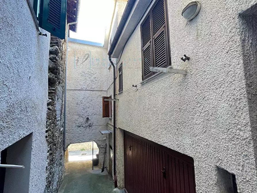 Immagine 43 di Rustico / casale in vendita  in Piazza Ottano a Pornassio