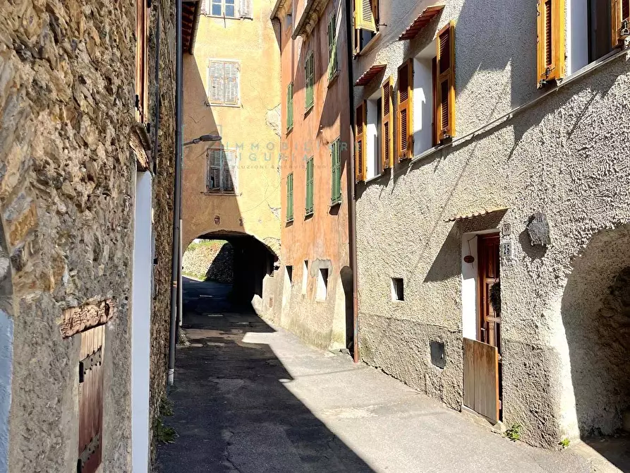 Immagine 44 di Rustico / casale in vendita  in Piazza Ottano a Pornassio
