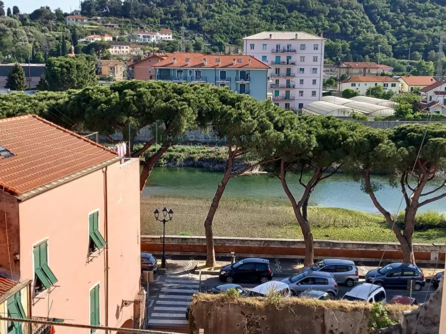Immagine 3 di Appartamento in vendita  in via roma a Albenga