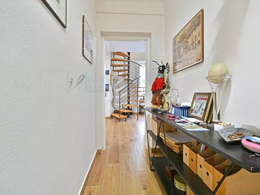 Immagine 9 di Appartamento in vendita  in Viale Pontelungo a Albenga