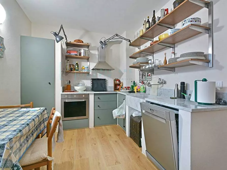 Immagine 23 di Appartamento in vendita  in Viale Pontelungo a Albenga