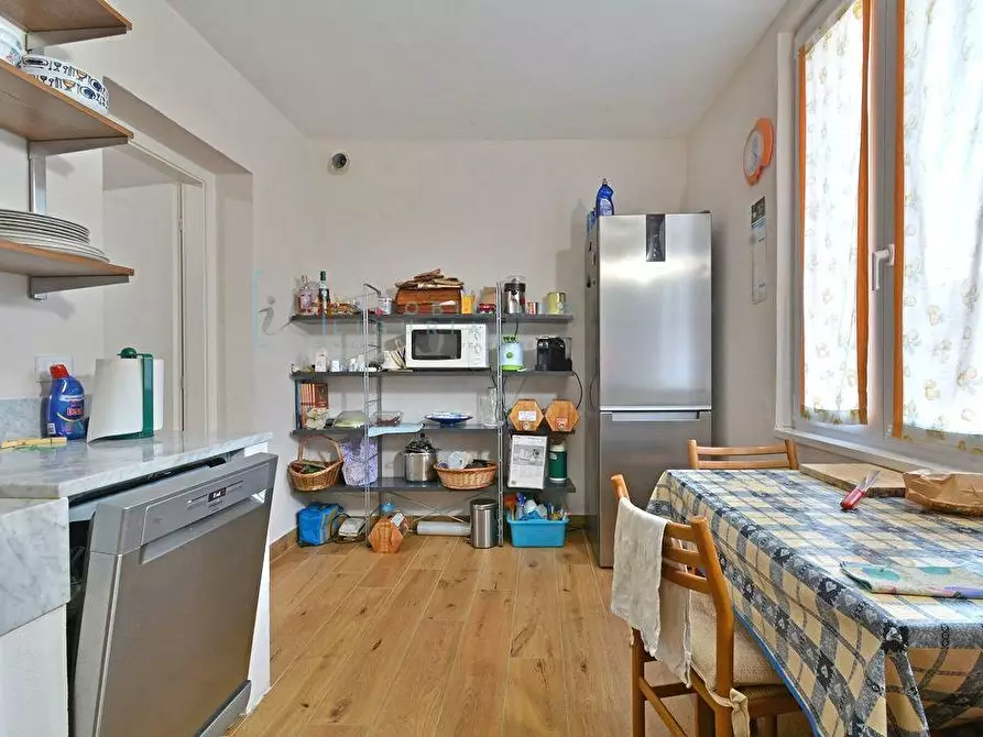 Immagine 25 di Appartamento in vendita  in Viale Pontelungo a Albenga