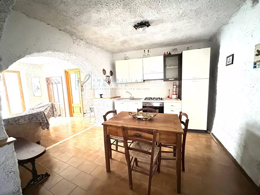 Immagine 27 di Casa indipendente in vendita  in località cantone a Vendone