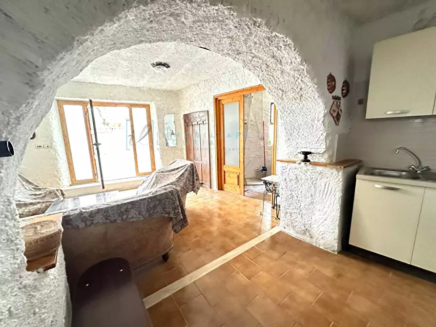 Immagine 32 di Casa indipendente in vendita  in località cantone a Vendone