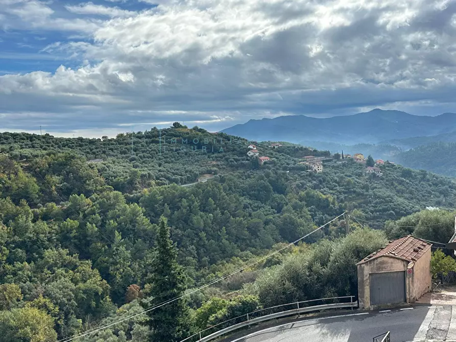 Immagine 15 di Casa indipendente in vendita  in località cantone a Vendone