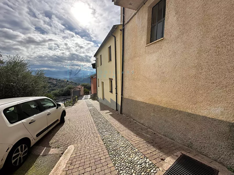 Immagine 39 di Casa indipendente in vendita  in località cantone a Vendone