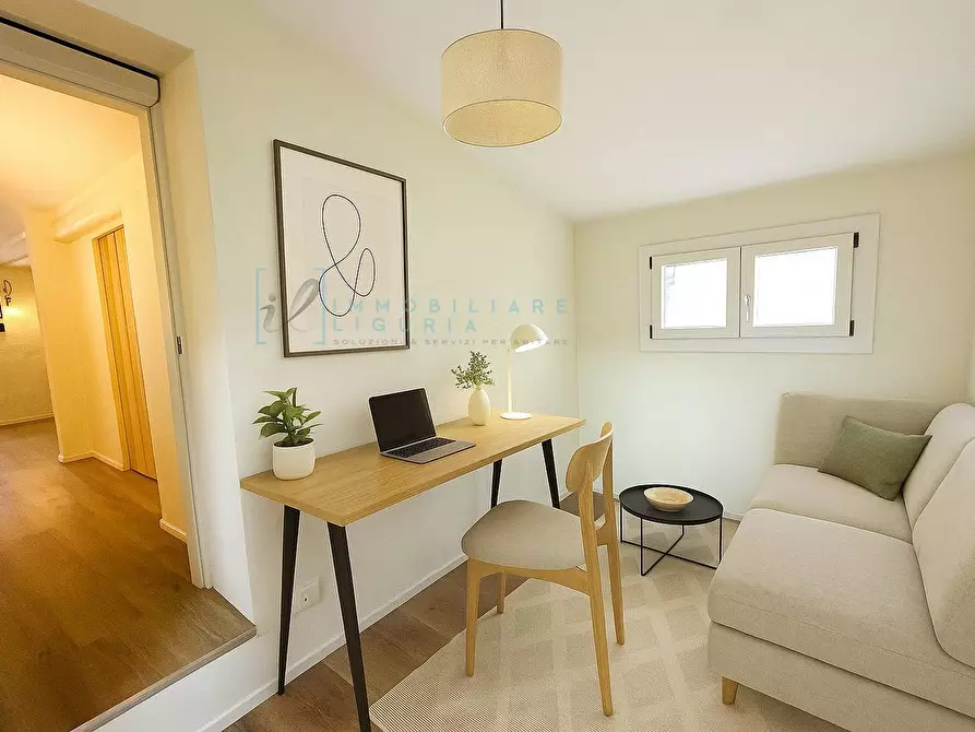 Immagine 5 di Appartamento in vendita  in piazza rossi a Albenga