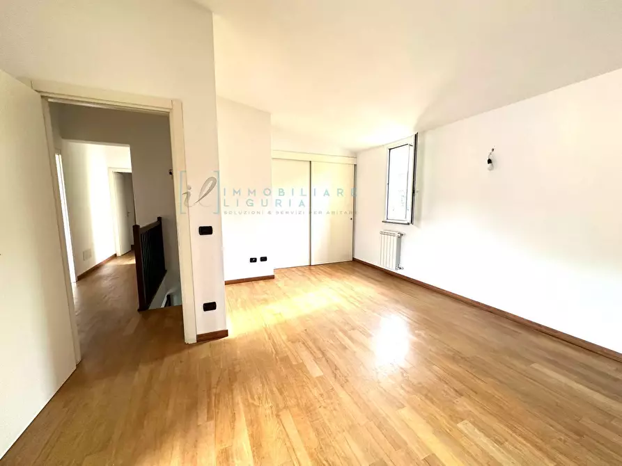 Immagine 16 di Villetta a schiera in vendita  in via scogliaira a Ortovero